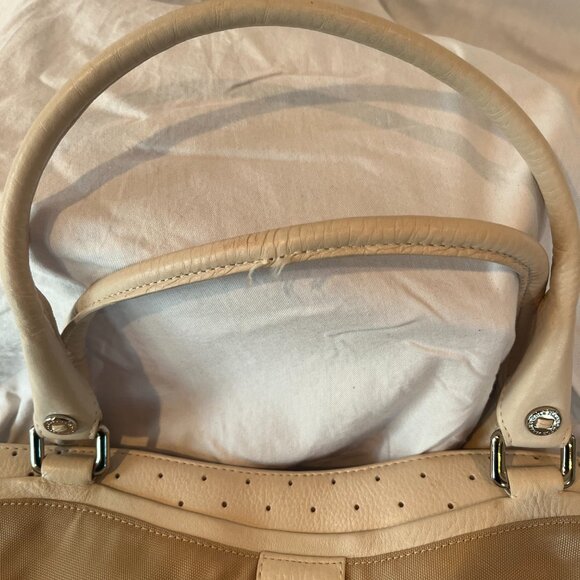 Cole Haan -- Courtney Collection -- Vintage -- Leather and Nylon -- Shoulder Bag - Picture 13 of 16